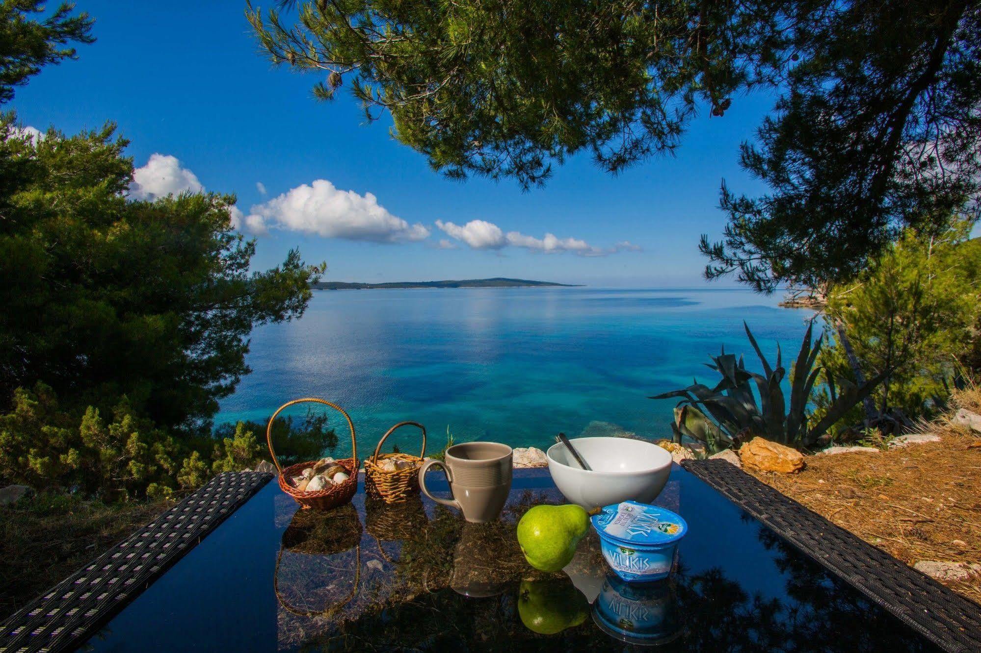 Cast Away - Eco Resort Zavala Eksteriør bilde